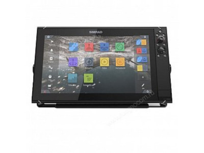 SIMRAD NSS16 evo3 with world basemap